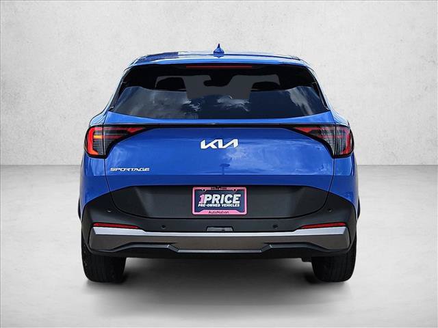 Used 2026 Kia Sportage EX FWD image 7