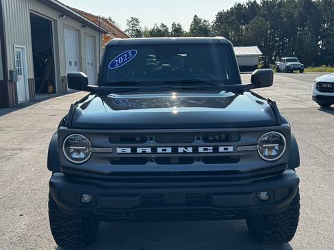 Used 2023 Ford Bronco Big Bend w/ Sasquatch Package AWD/4WD image 8