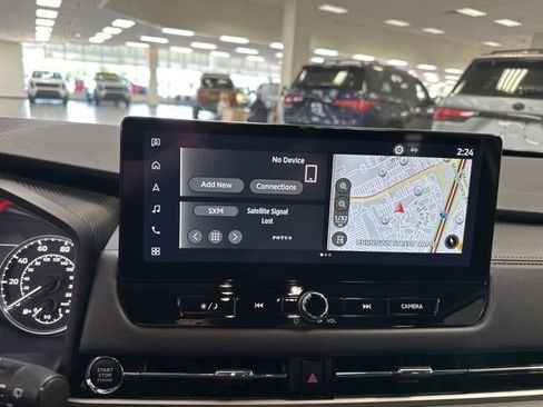 Used 2025 Mitsubishi Outlander SE FWD image 12