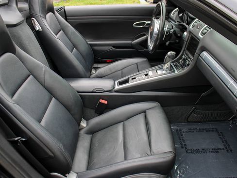 Used 2015 Porsche Boxster S RWD image 19