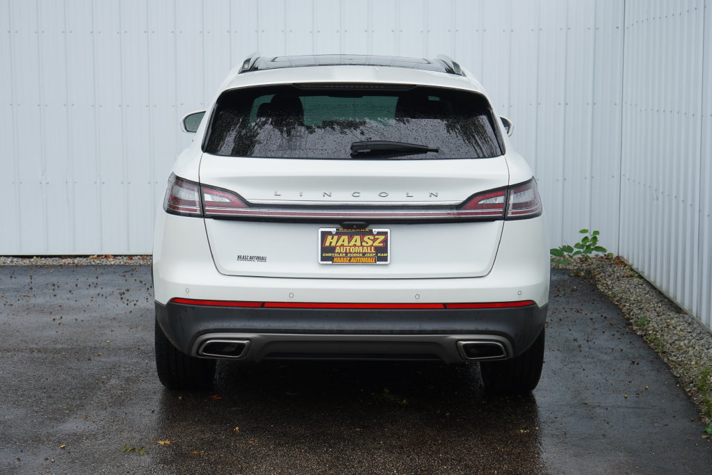 Used 2022 Lincoln Nautilus Reserve w/ Equipment Group 201A AWD/4WD image 5