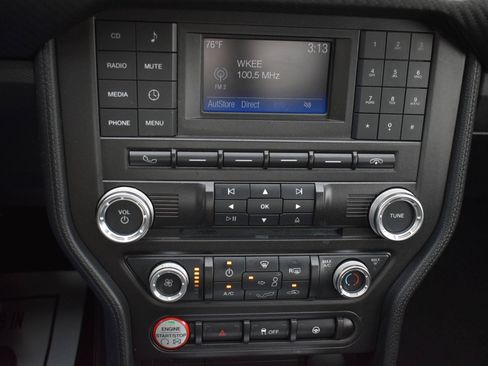Used 2015 Ford Mustang Coupe RWD image 23