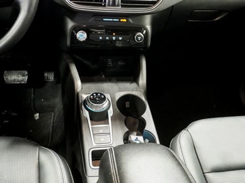 Used 2025 Ford Escape Platinum image 13