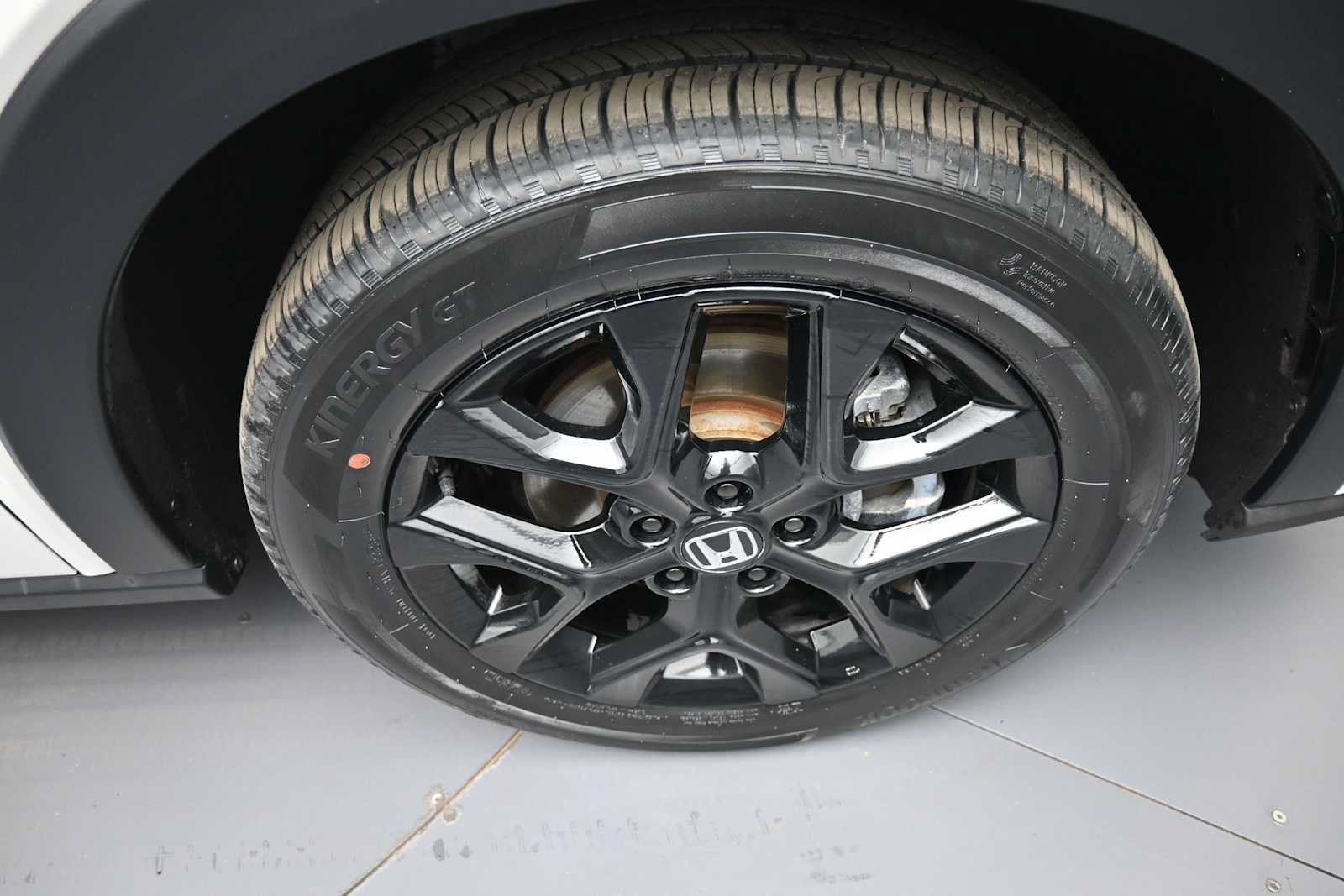 Certified 2025 Honda HR-V Sport image 13