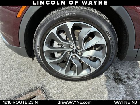 Certified 2023 Lincoln Nautilus Reserve AWD/4WD image 27