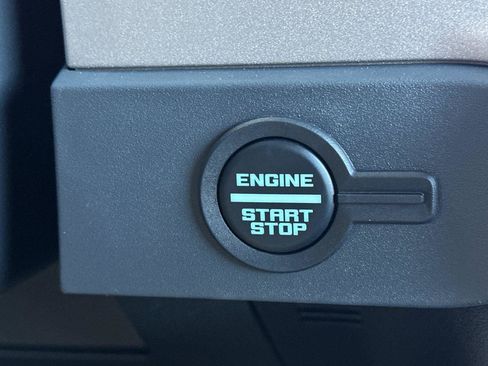 New 2025 Ford Bronco Outer Banks image 20