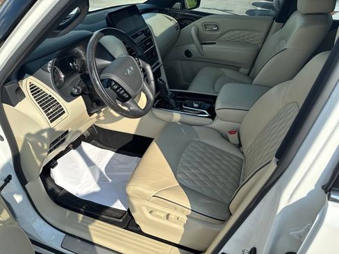 Used 2023 INFINITI QX80 Sensory w/ Cargo Package AWD/4WD image 11