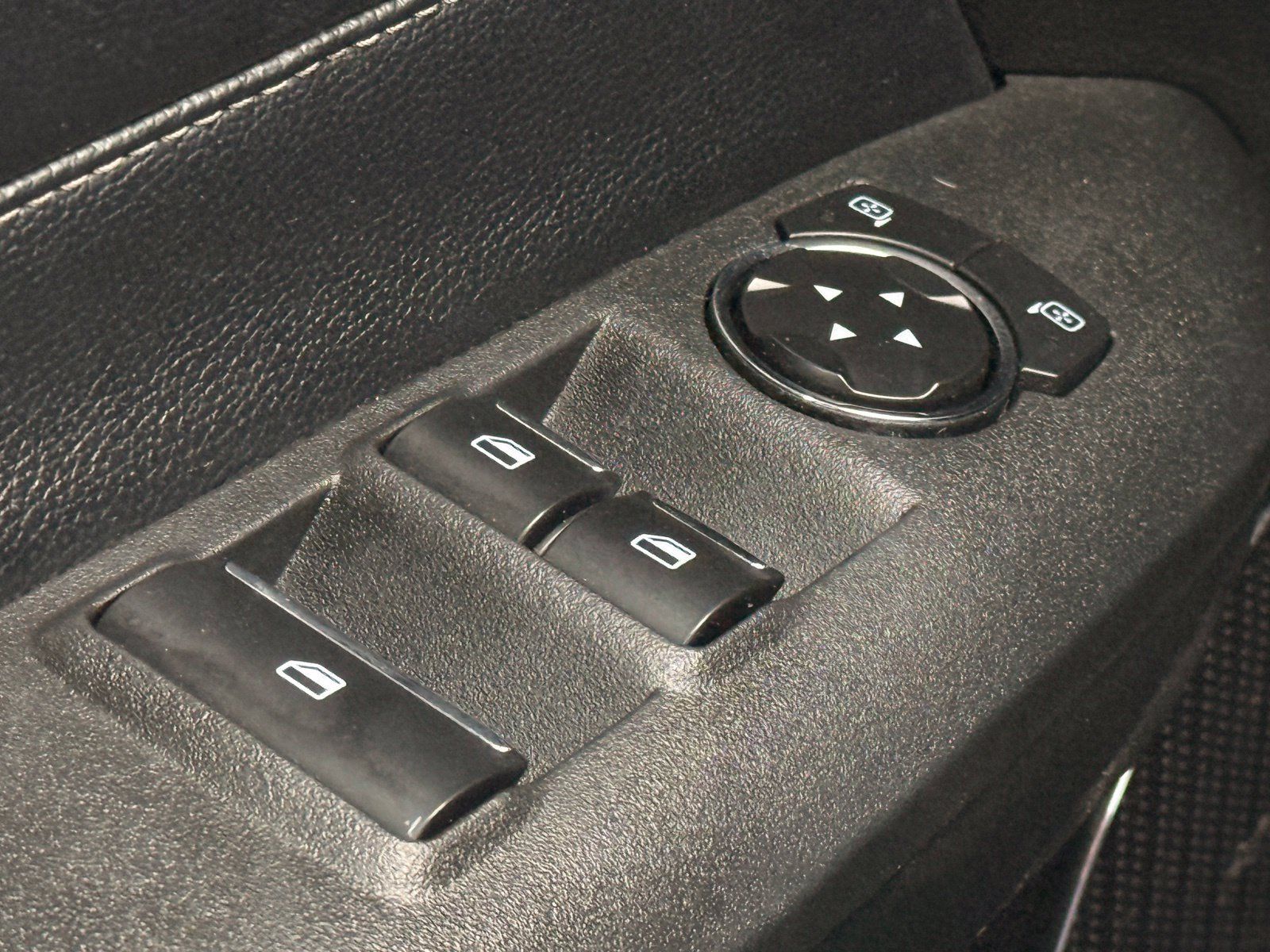 Used 2021 Ford Mustang Premium RWD image 33