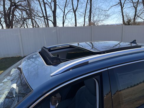 New 2026 Volkswagen Tiguan SE image 8