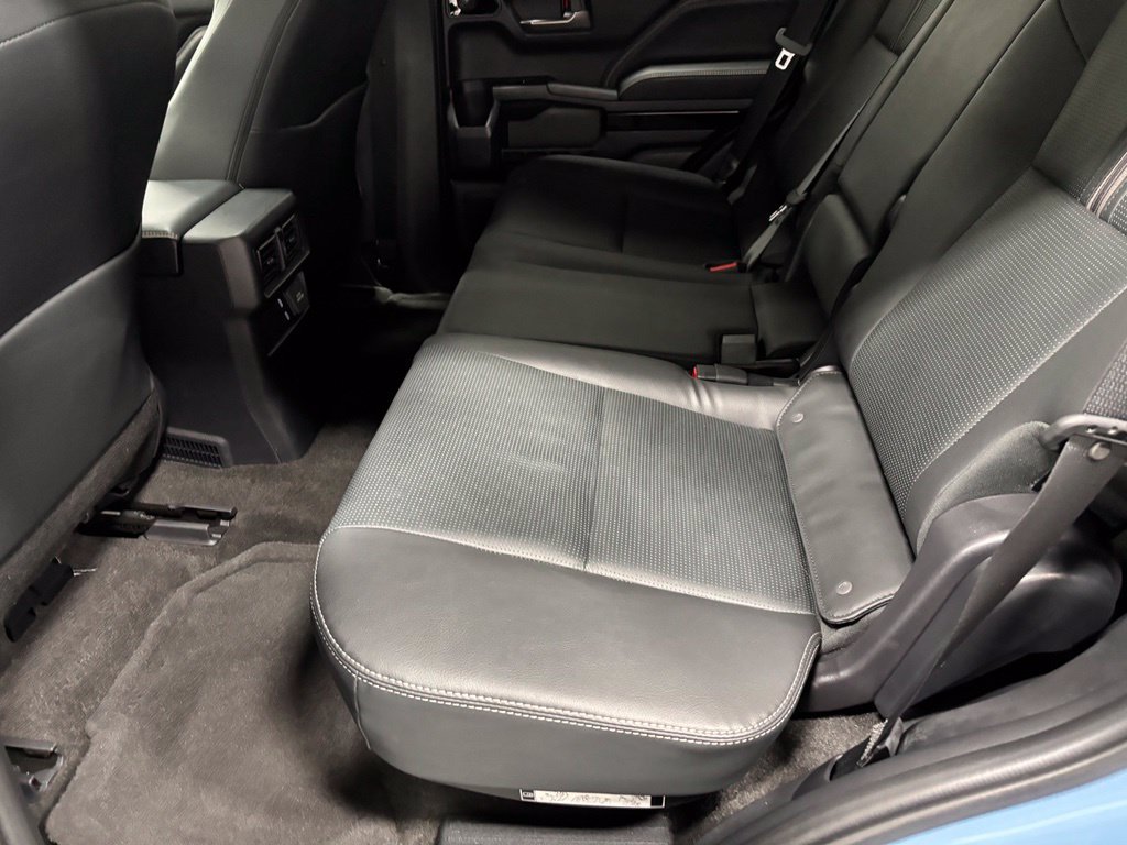 Used 2026 Toyota 4Runner Limited AWD/4WD image 45