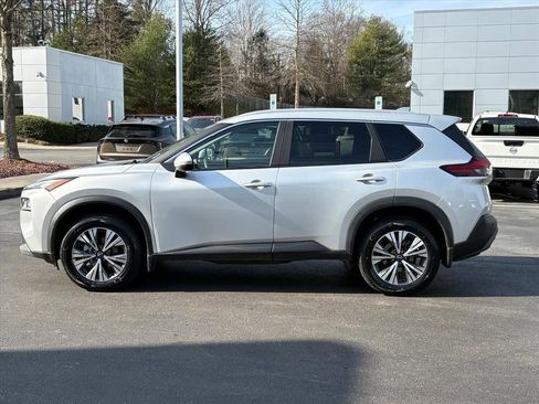 Certified 2023 Nissan Rogue SV w/ SV Premium Package image 5