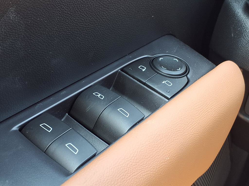 New 2026 GMC Canyon AT4 AWD/4WD image 13
