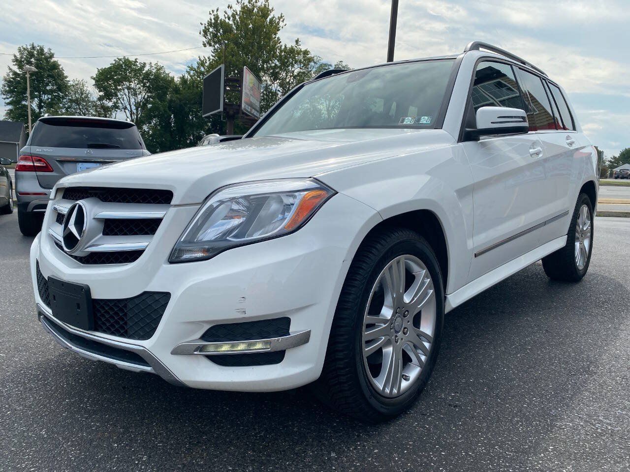 Used 2015 Mercedes-Benz GLK 350 4MATIC image 7