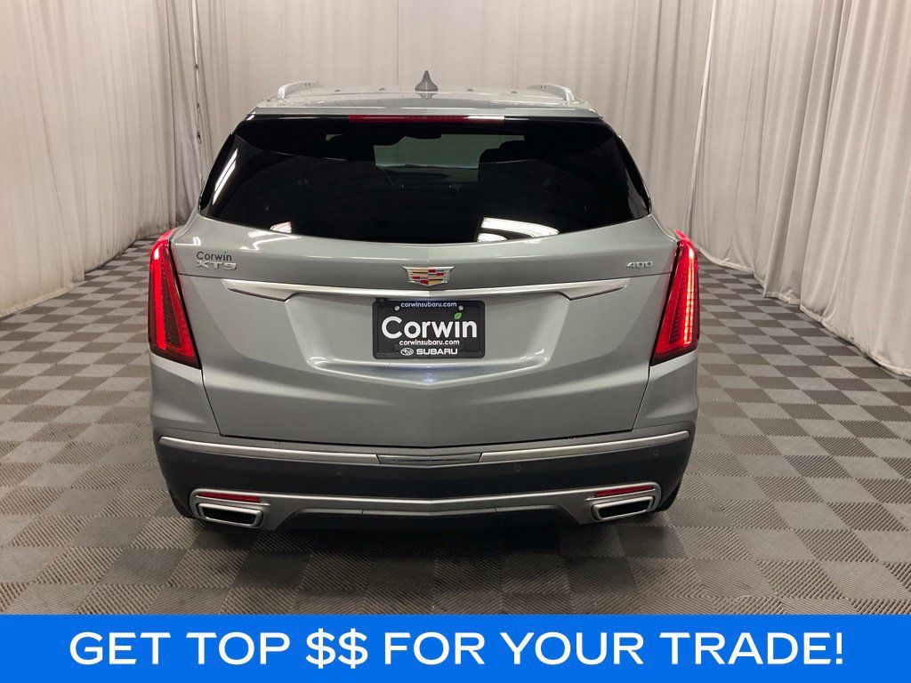 Used 2025 Cadillac XT5 Premium Luxury FWD image 3