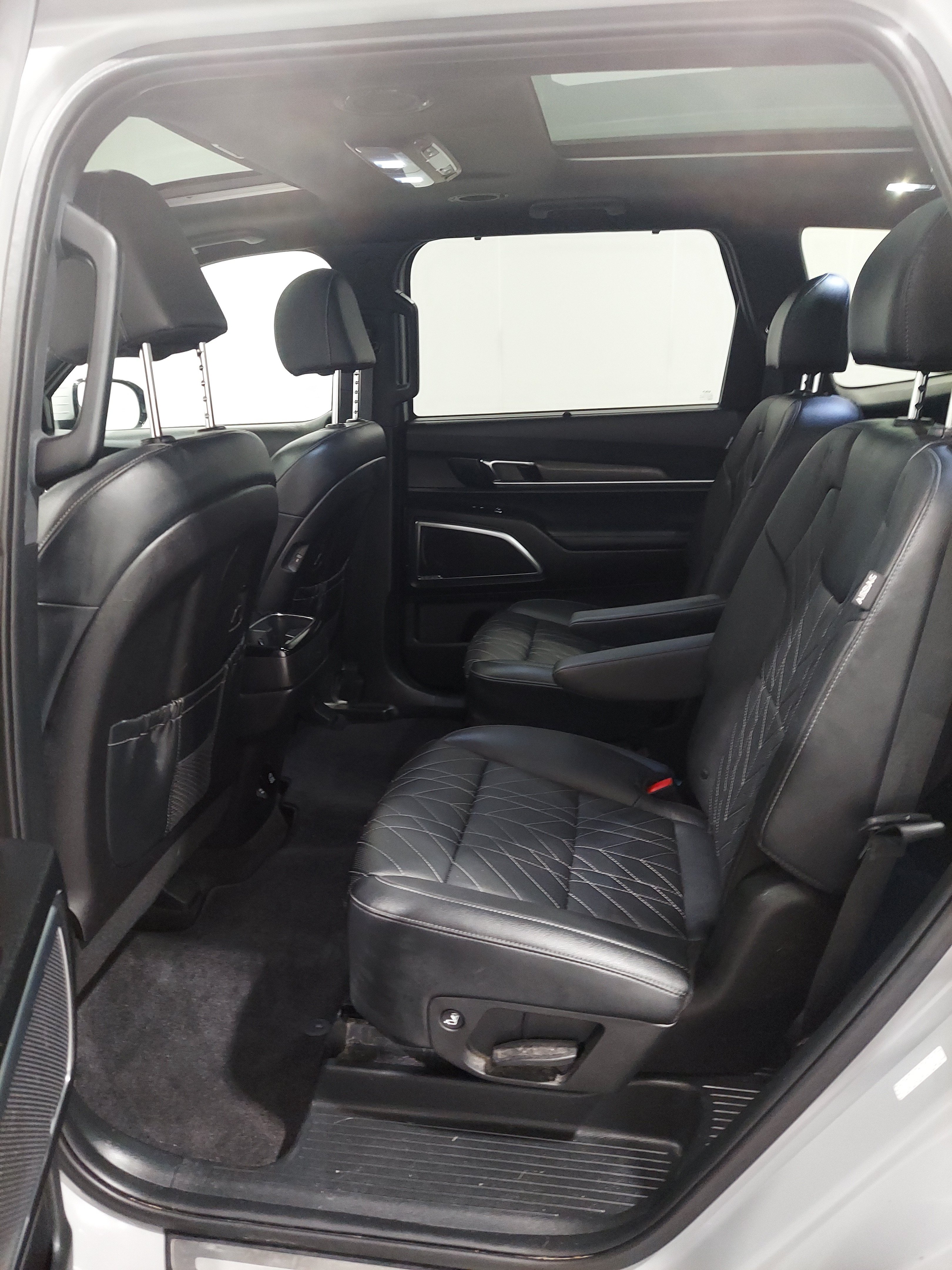 Used 2023 Kia Telluride SX X-Line AWD/4WD image 13