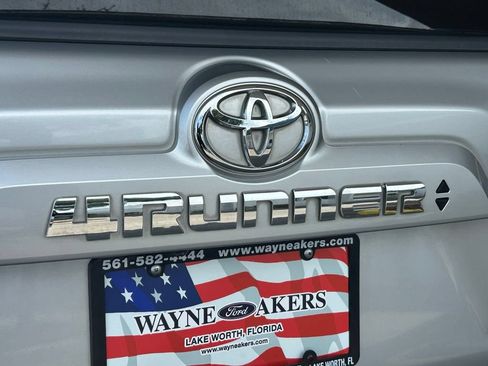 Used 2020 Toyota 4Runner SR5 Premium AWD/4WD image 22
