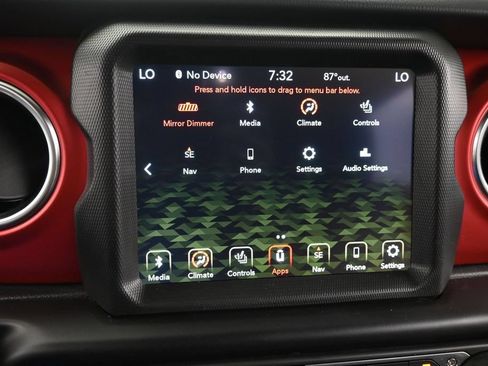 Used 2022 Jeep Wrangler Unlimited Rubicon w/ LED Lighting Group AWD/4WD image 36