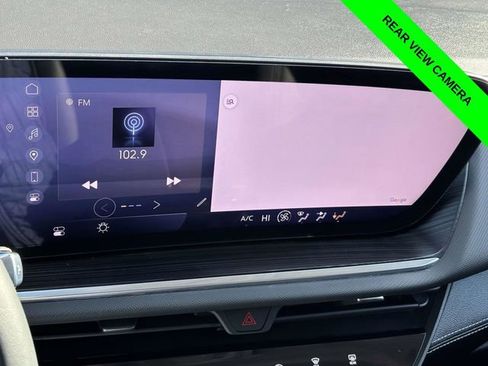 Used 2024 Buick Envision Preferred image 18