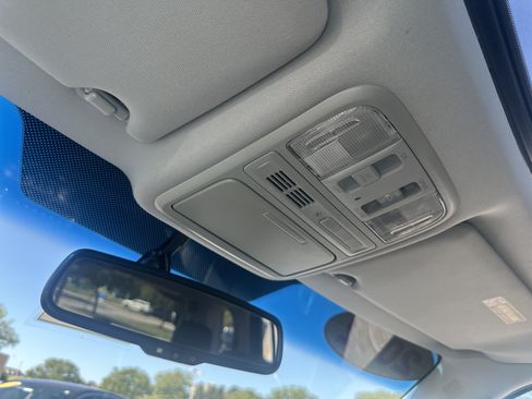 Used 2012 Honda Pilot Touring image 36