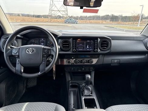 Used 2023 Toyota Tacoma SR image 17