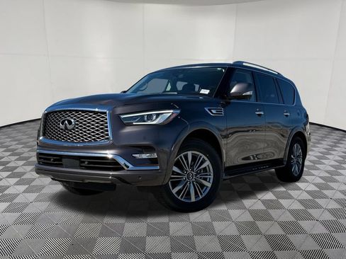 Used 2023 INFINITI QX80 Luxe w/ Cargo Package AWD/4WD image 16