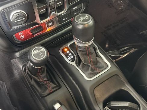 Used 2019 Jeep Wrangler Unlimited Rubicon AWD/4WD image 19