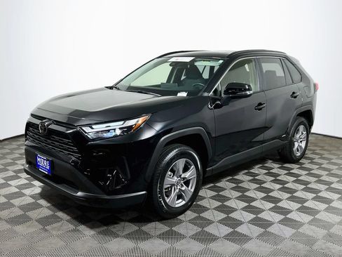 Certified 2025 Toyota RAV4 XLE w/ Convenience Package AWD/4WD image 3