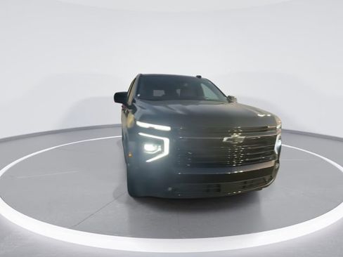 Used 2025 Chevrolet Tahoe RST w/ RST Capability Package image 3