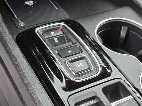 Used 2025 Honda Pilot Elite image 30