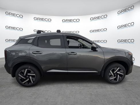 New 2026 Nissan Kicks SV FWD image 8
