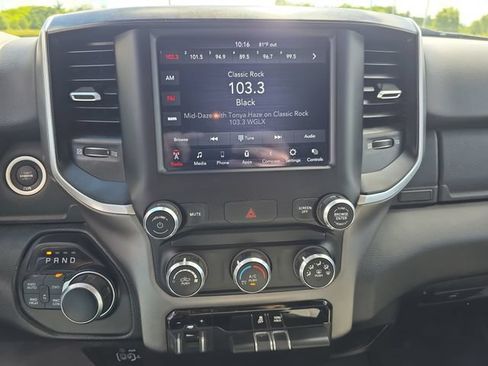 Used 2019 RAM 1500 Big Horn AWD/4WD image 19