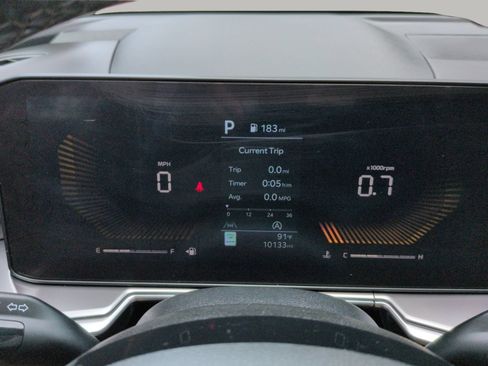Certified 2025 Kia Sorento S FWD image 33