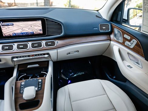 New 2026 Mercedes-Benz GLE 450 4MATIC image 15