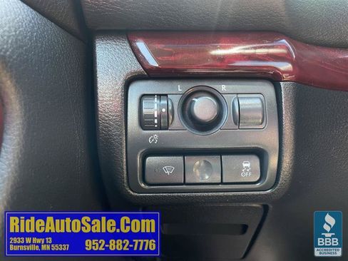 Used 2009 Subaru Outback 2.5i Limited AWD/4WD image 37