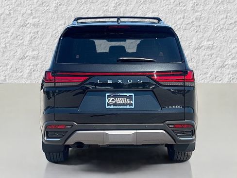 New 2026 Lexus LX 600 4WD w/ Premium Package image 4