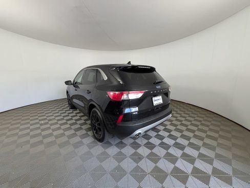 Used 2020 Ford Escape SE FWD image 11