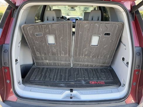 Used 2017 GMC Acadia SLT w/ LPO, Cargo Package image 7