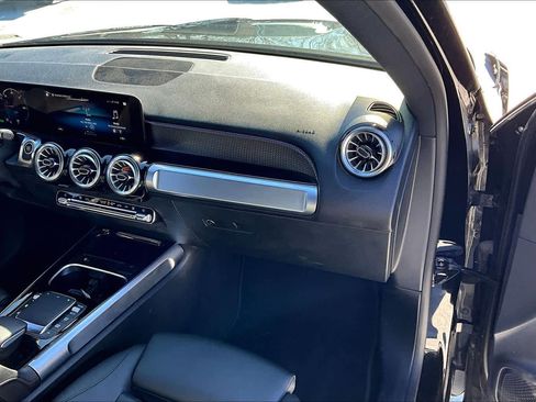 Used 2023 Mercedes-Benz EQB 250+ image 16