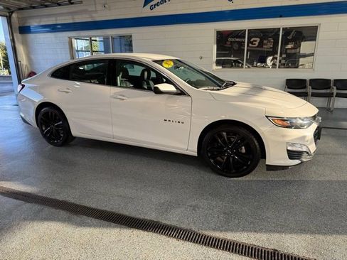 Used 2023 Chevrolet Malibu LT w/ Sport Edition image 12
