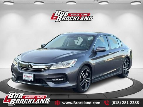Used 2017 Honda Accord Touring image 1