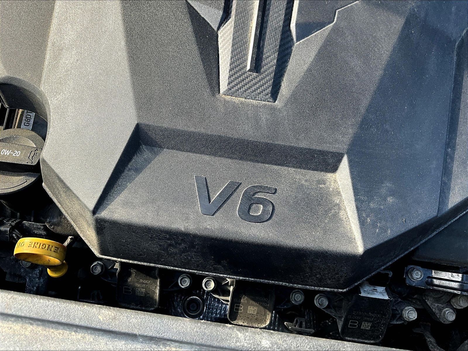 Used 2023 Kia Carnival SX FWD image 31