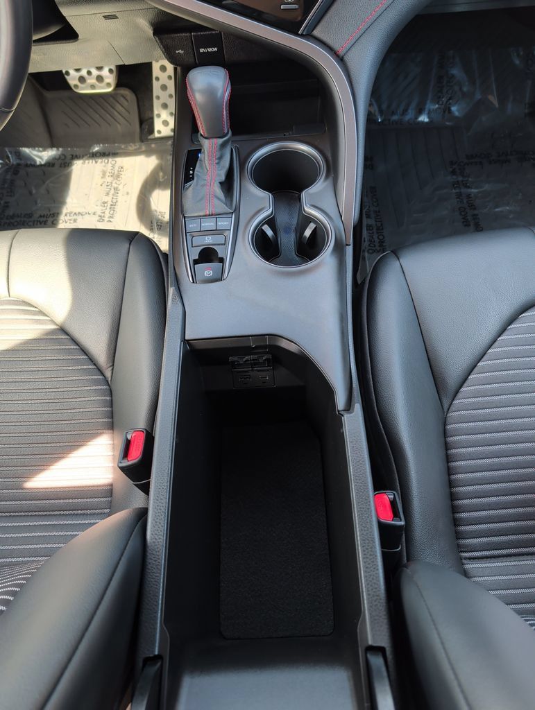 Used 2022 Toyota Camry TRD FWD image 32