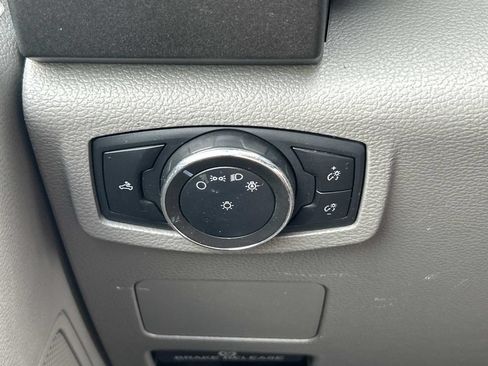Used 2020 Ford F250 XL w/ Power Equipment Group AWD/4WD image 40