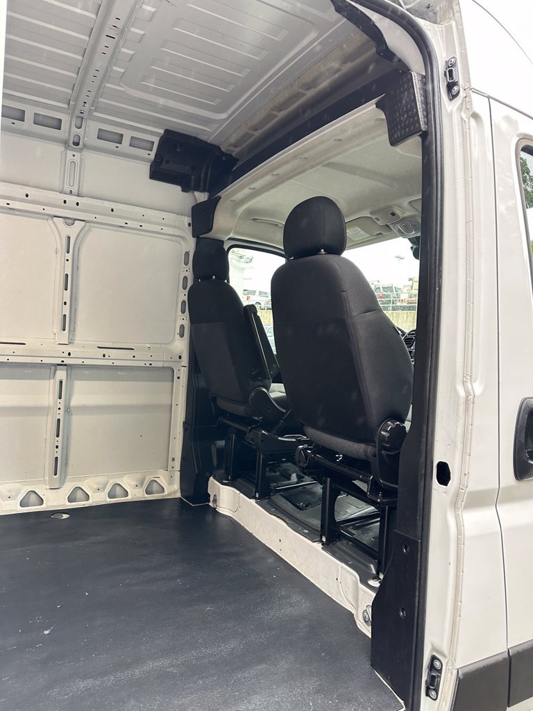 Used 2024 RAM ProMaster 2500 w/ Convenience Group FWD image 26