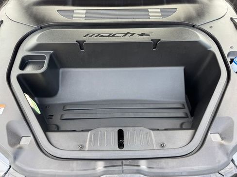 Certified 2025 Ford Mustang Mach-E GT image 18