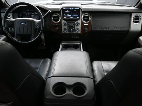 Used 2015 Ford F250 Lariat w/ Lariat Ultimate Package image 13