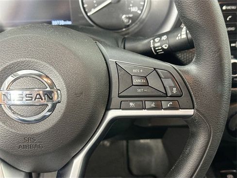 Used 2021 Nissan Kicks SV image 19