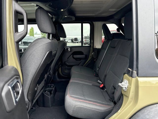 Used 2026 Jeep Wrangler Unlimited Rubicon AWD/4WD image 11