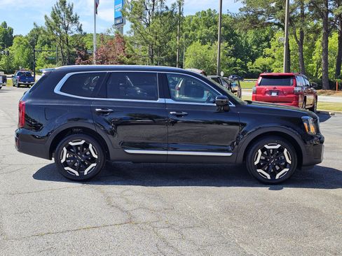 Used 2024 Kia Telluride S w/ S Sunroof Package FWD image 8