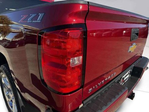Used 2018 Chevrolet Silverado 1500 LT w/ All Star Edition AWD/4WD image 14